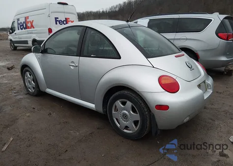 2001 Volkswagen New Beetle Gls 1.8L Turbo z USA, uszkodzony, nr VIN 3VWCD21C41M409040